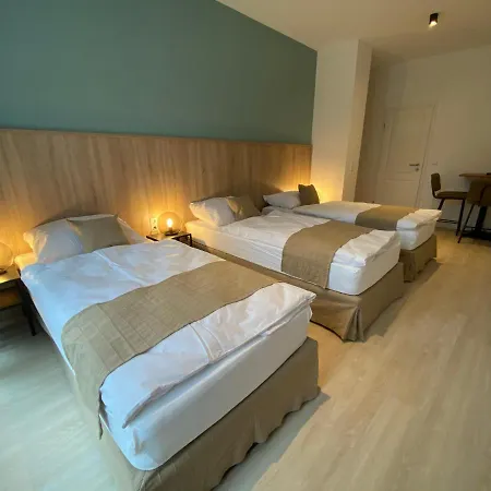 Charlotten Aparthotel 3*